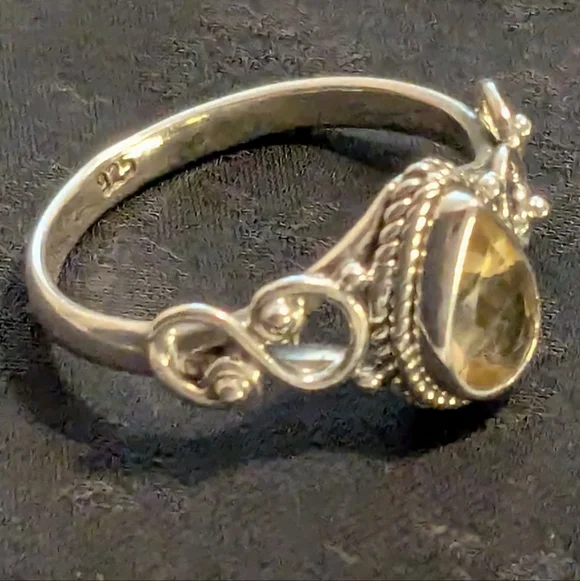 🆕 Elegant 925 Sterling Silver. Ring Genuine Citrine Ring Size 7 - Picture 3 of 6